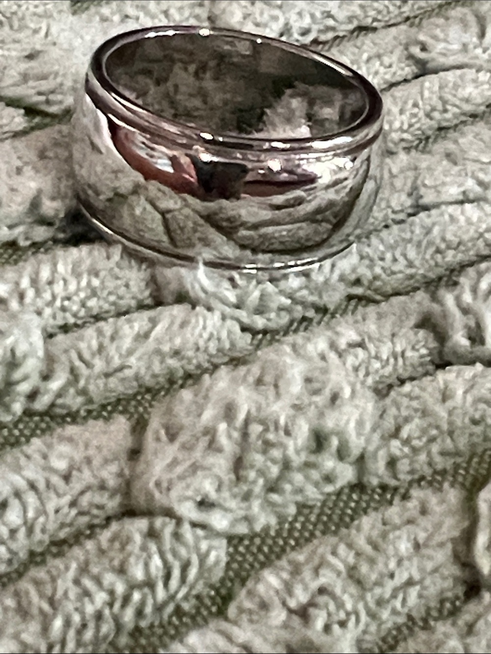 Polished Wide Dome Band Ring - Silver Tone